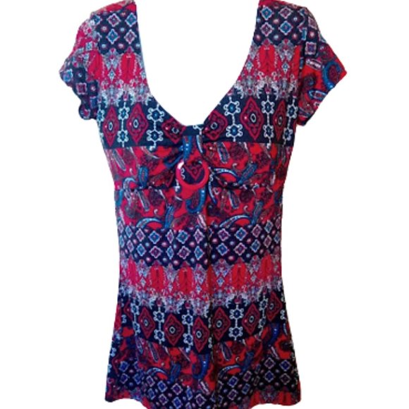 ---  Red and Black  Paisley Mosaic Print Long Top Size XL - Picture 1 of 4